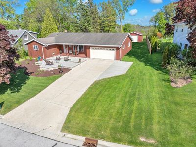 650 Dartmouth DRIVE, Sheboygan Falls, WI, 53085