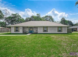 6332 Lindsey Neal Dr, Greenwell Springs, LA 70739