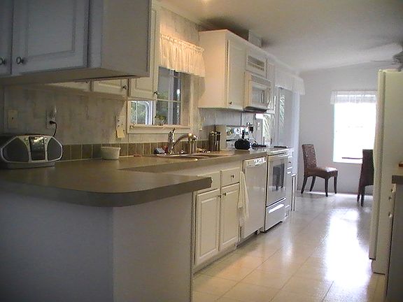 4th image of 4472 SE Sweetwood Way