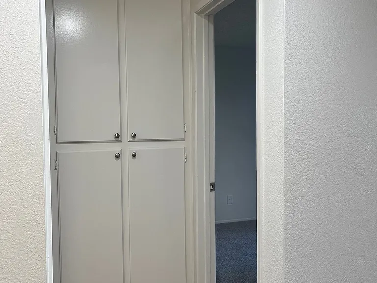 One park Apartments — Photo 24