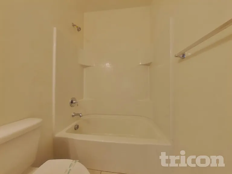 30900 W Picadilly Rd — Photo 15