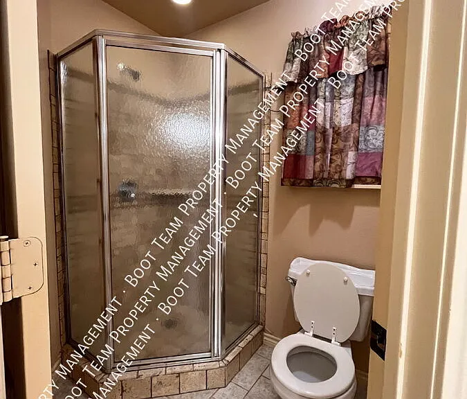 10001 Hilltop Dr — Photo 27