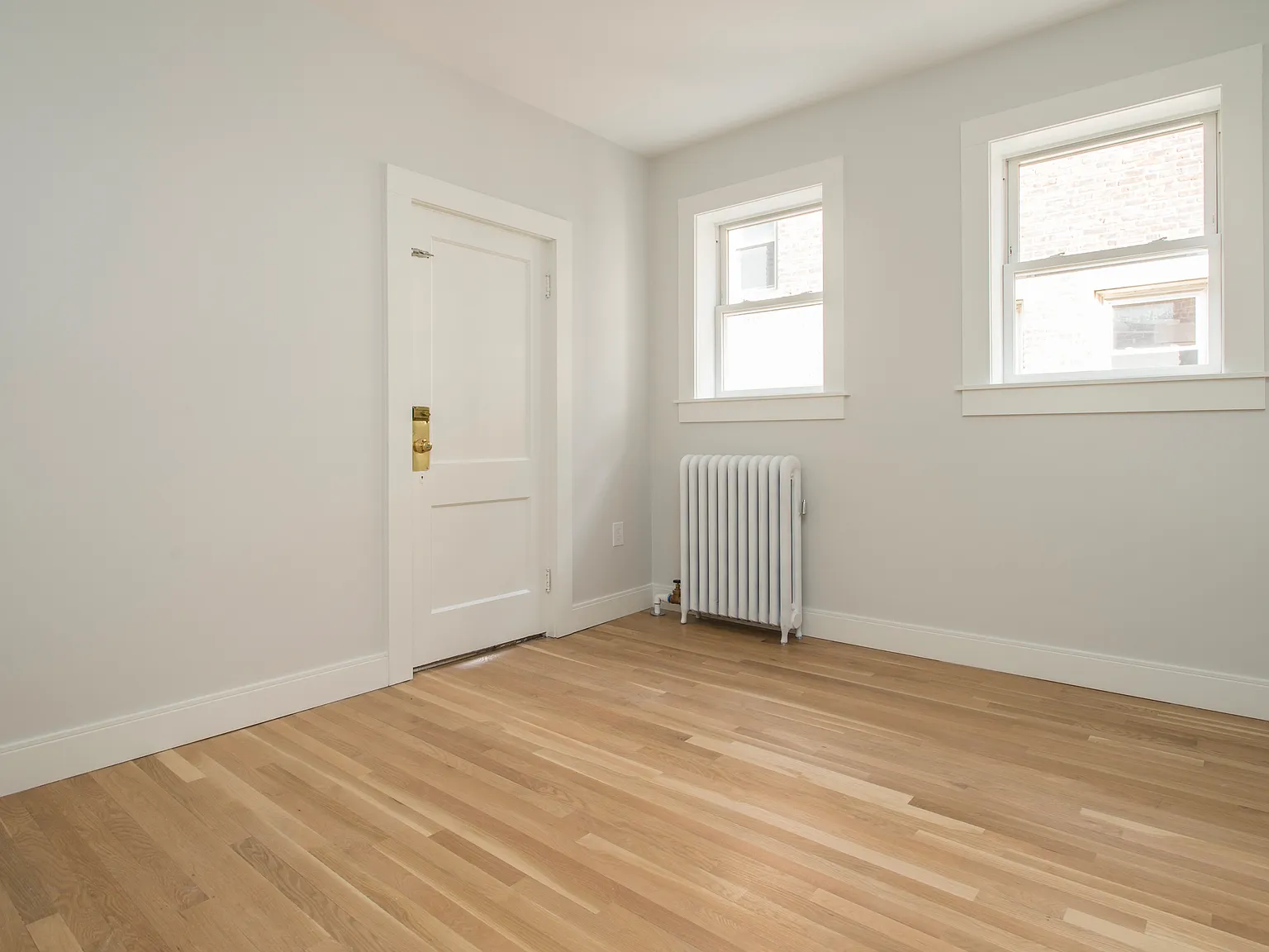 3 bed, 899 sqft, $4,800 — Photo 2