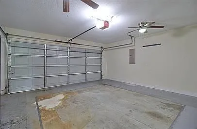 403 E Banks St — Photo 11