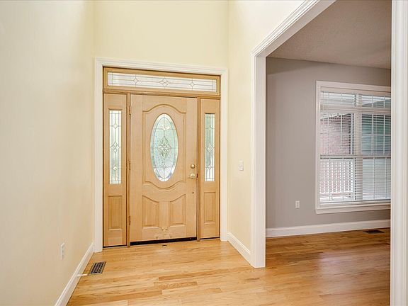 5th image of 358 Wedgewood Dr