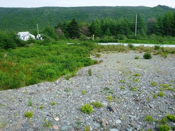 2-4 Snows Pond Road, North River, NL A0A3C0