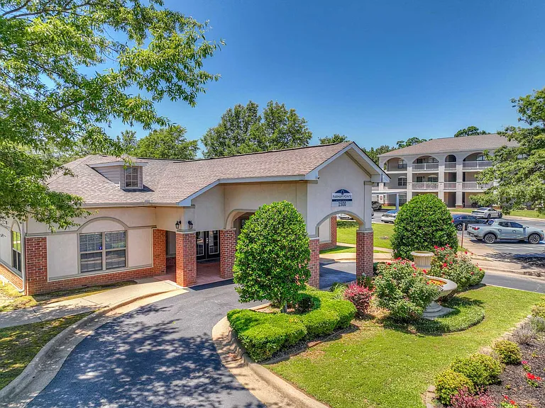 Parham Pointe — Photo 9