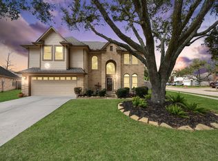 4502 Sienna Heights Ct, Pasadena, TX 77505