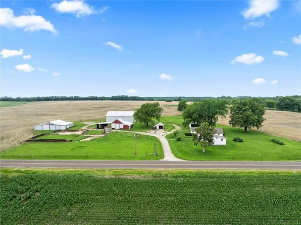 4933 SE Stubbs Rd, Tecumseh, KS 66542