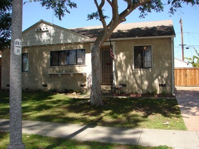 2413 Del Amo Blvd, Lakewood, CA, 90712