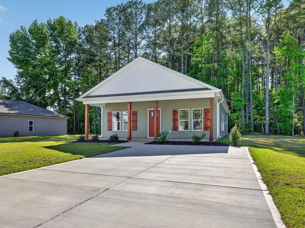 310 S Eastwood Dr Lot 10, Benson, NC 27504