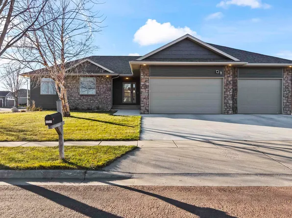 8609 S Carver Cir, Sioux Falls, SD 57108