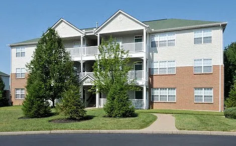 Charleston Pines Apartment Homes — Photo 21