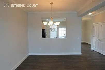 3 bed, 2.5 bath, 1550 sqft, $1,775 — Photo 4