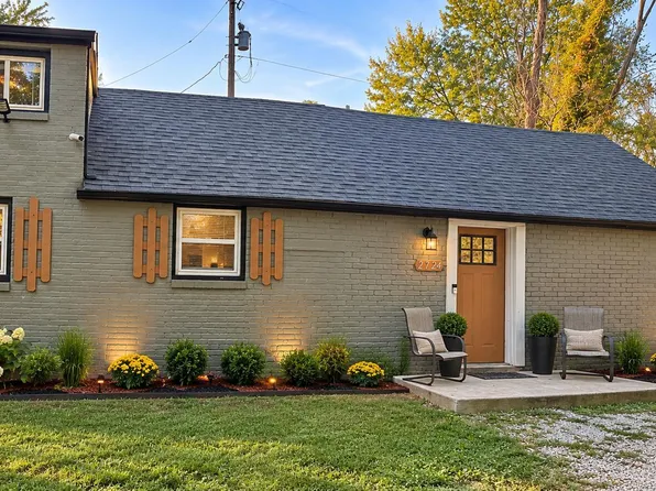2724 Triplett Ct, Louisville, KY 40216