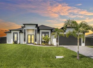 1306 NE 1st Ave, Cape Coral, FL 33909