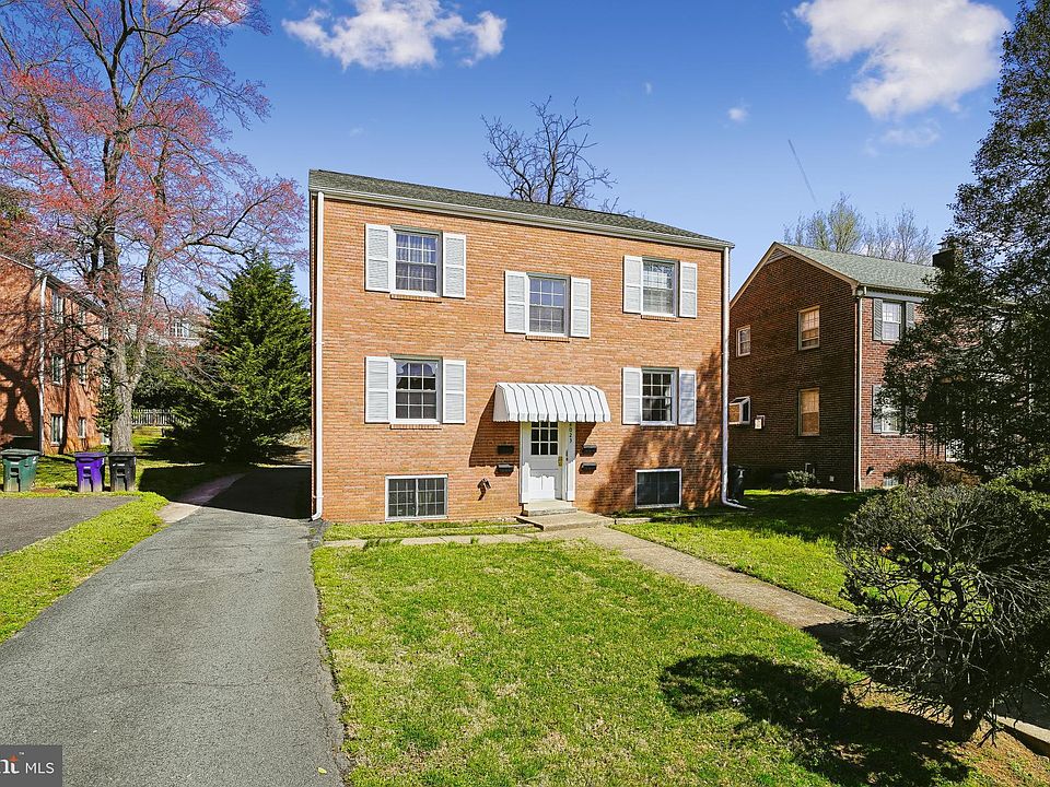 1st image of 4023 18th Rd N APT 1