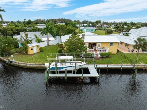 2008 Aruba Ave, Fort Myers, FL 33905