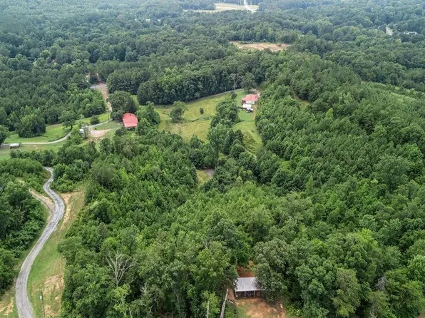 45 Moores Ln, Parrish, AL 35580