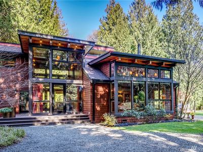 16181 Agate Pass Rd NE, Bainbridge Island, WA, 98110