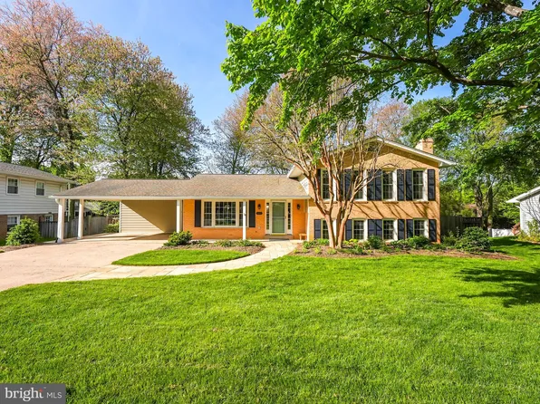 8513 Quaint Ln, Vienna, VA 22182