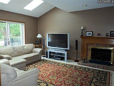 2nd image of 10171 Weathersfield Dr