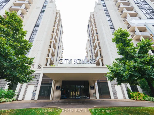 85 Robinson St #803, Hamilton, ON L8P 0B9