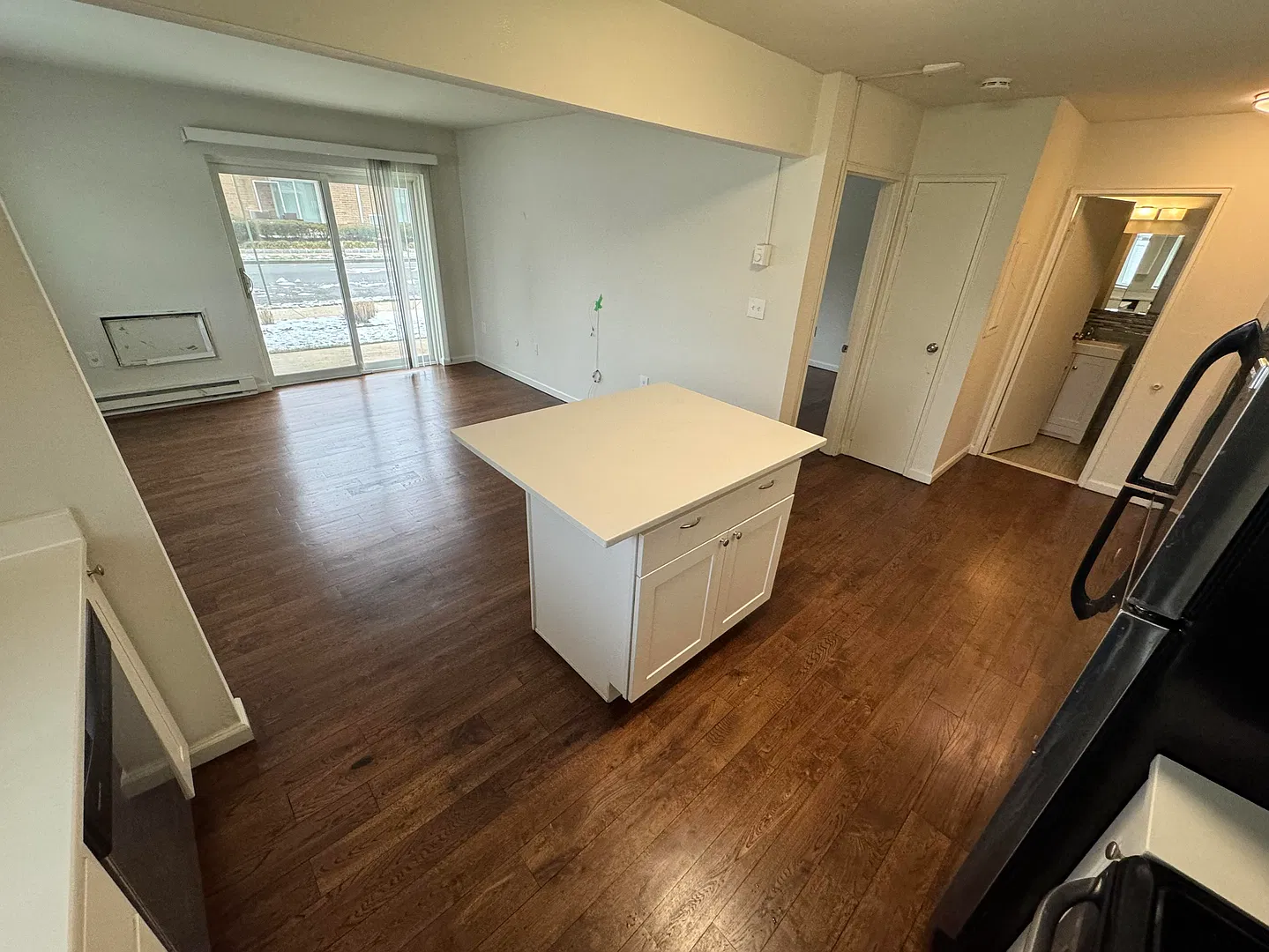 210 7th Ave — Photo 3