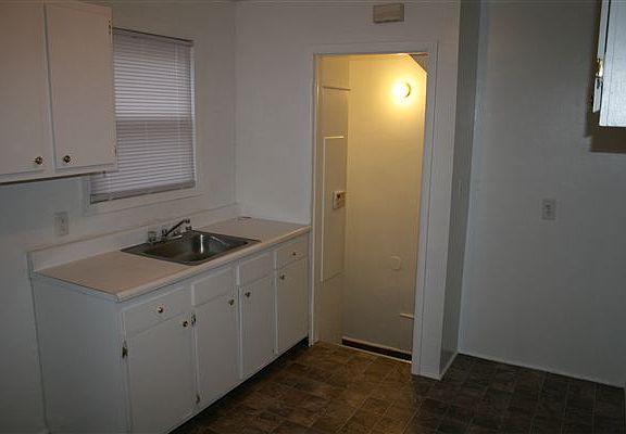 Rosemont Kitchen2