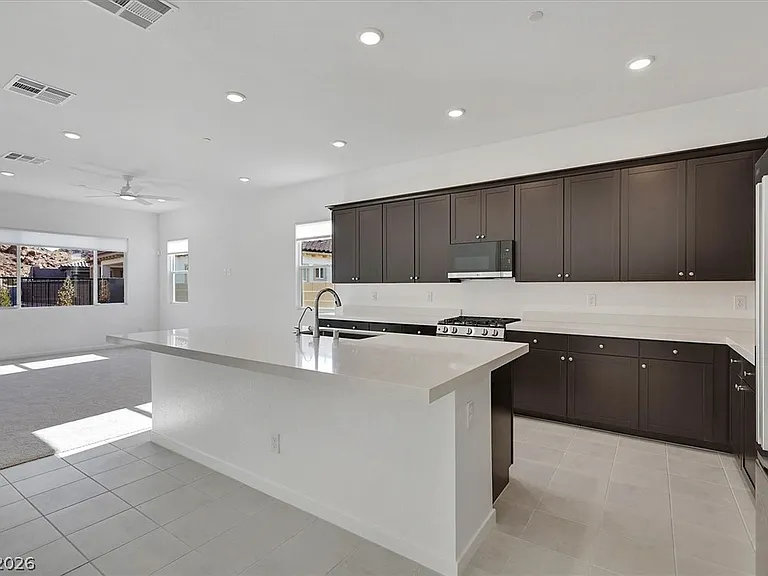 73 Atrani Bay Ct — Photo 7