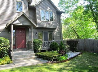 200 Mayfield Ave APT G8, Cranston, RI 02920