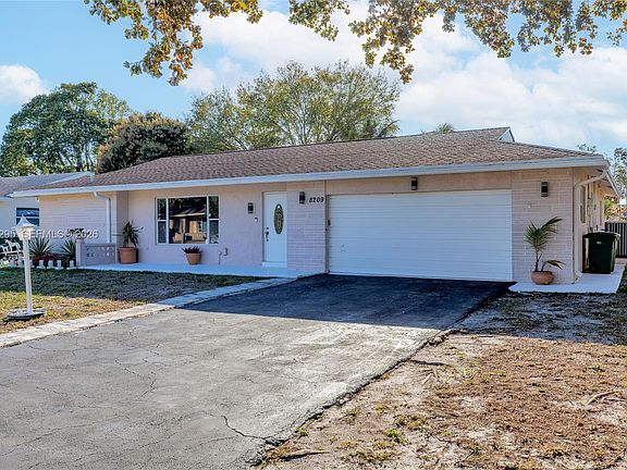 5th image of 8209 NW 91st Ave