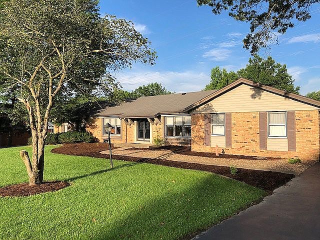 1st image of 330 Conway Gardens Ct