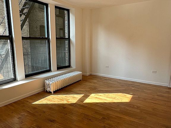 4th image of 747 W End Ave #2W
