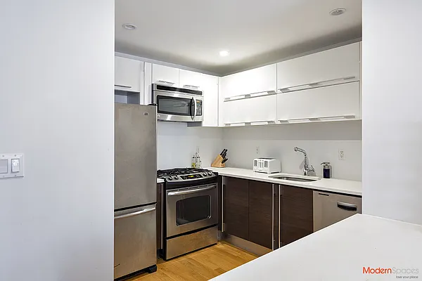 Sold by Modern Spaces | media 1