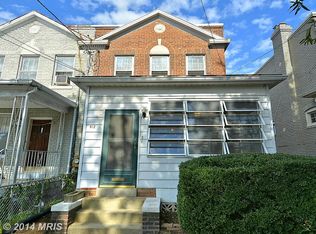 912 Irving St NE, Washington, DC