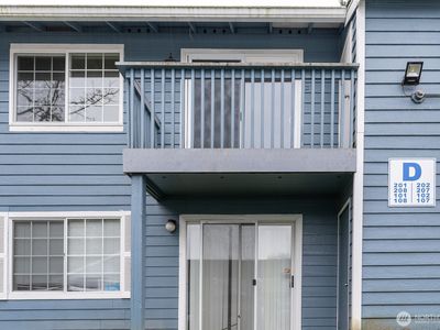 16817 Larch Way #D201, Lynnwood, WA, 98037