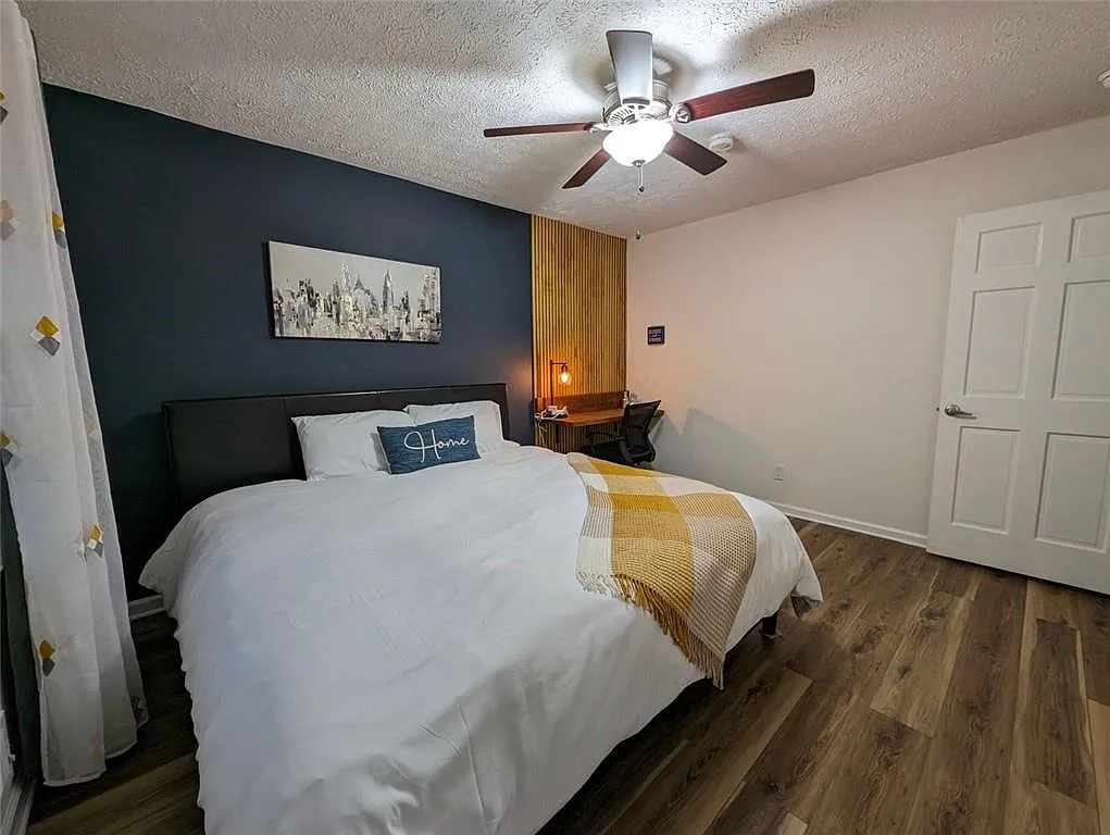 5 bed, 4.5 bath, 3153 sqft, $8,000 — Photo 2