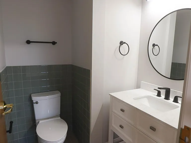 Front bathroom 1, includes standing shower