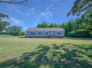 18117 Wakefield Rd, Courtland, VA 23837