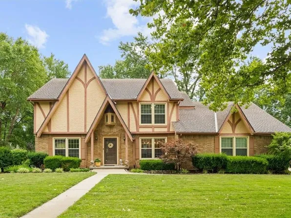 4013 W 138th St, Leawood, KS 66224