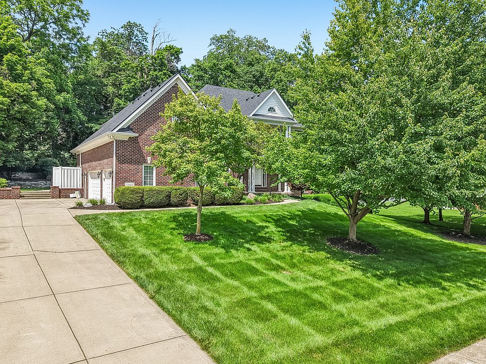 1st image of 12069 Bayhill Dr