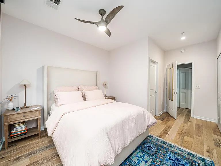 1100 Adams St #316 — Photo 8