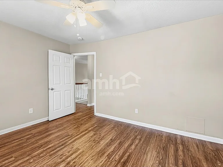 13143 Mills River St — Photo 16