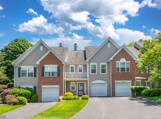 20 Prescott Ct, Basking Ridge, NJ 07920