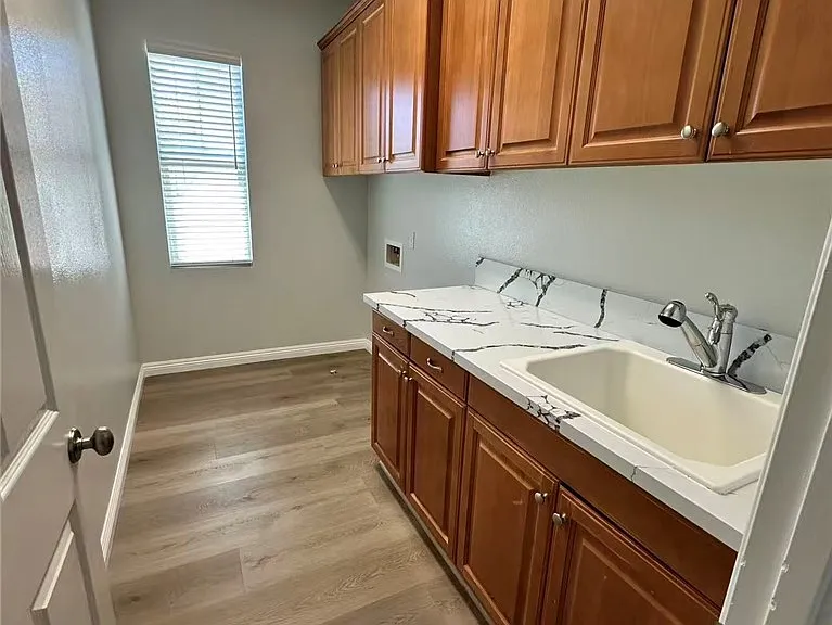 22276 Silverpointe Loop — Photo 20