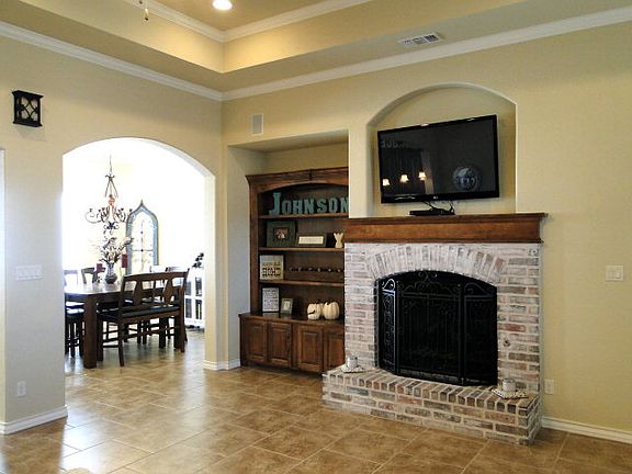 4th image of 5009 Opal Ct