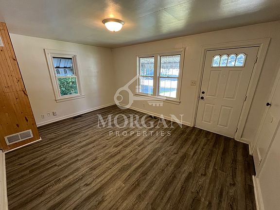 2nd image of 1501 E 31st St