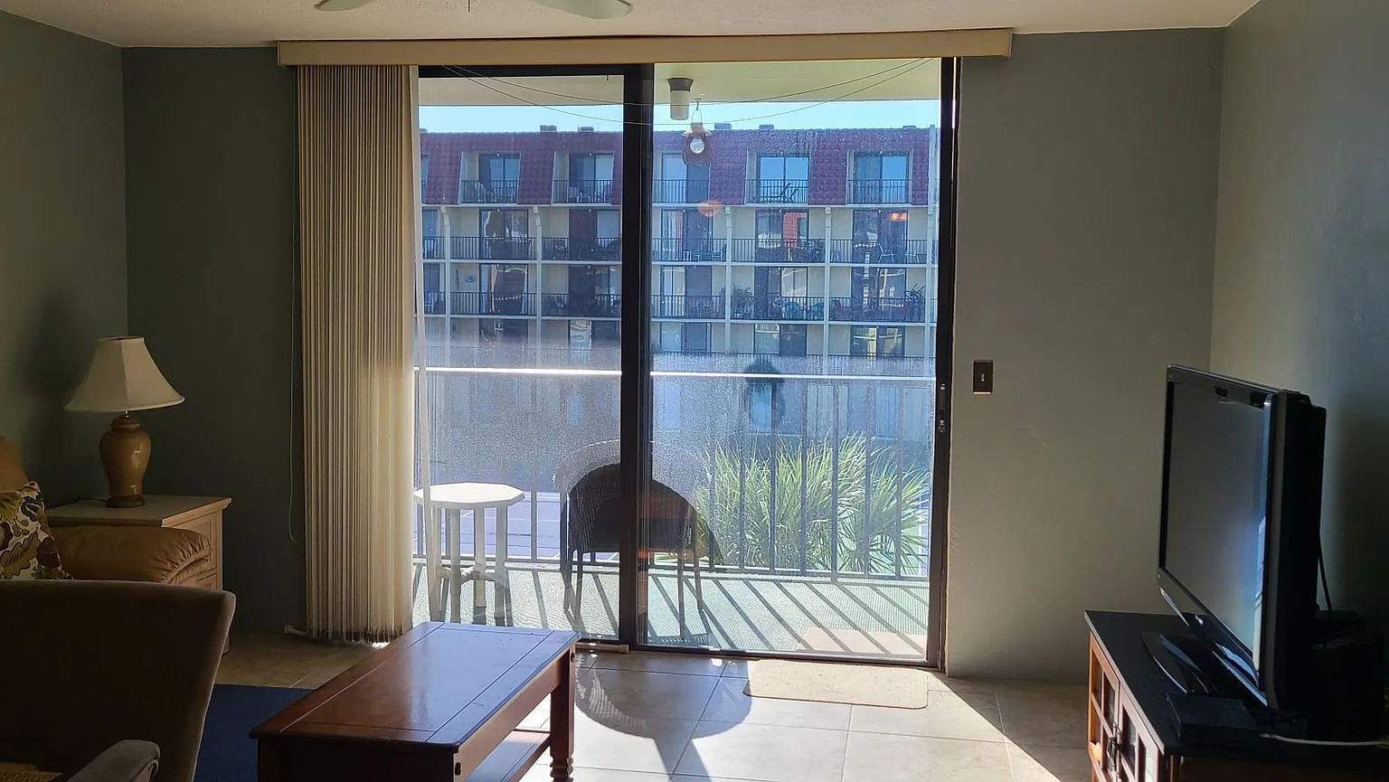 Amazing Ocean View from Pool or Jacuzzi - 1 Bedroom 1 Bath in Daytona Beach — Photo 1