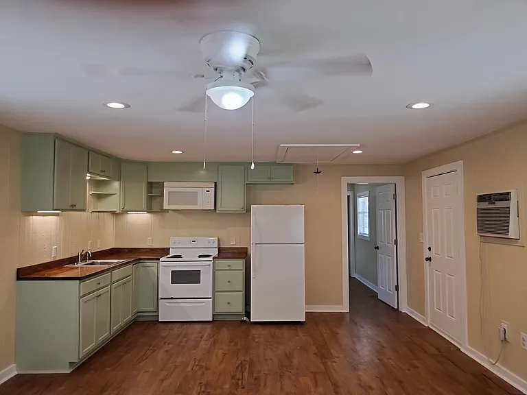 106 Private Road 6936 — Photo 2